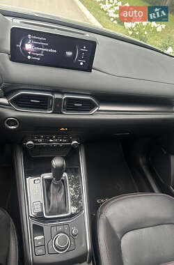 Внедорожник / Кроссовер Mazda CX-5 2024 в 