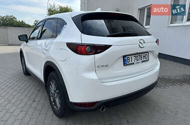 Внедорожник / Кроссовер Mazda CX-5 2017 в 