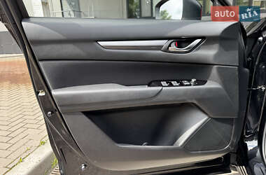 Внедорожник / Кроссовер Mazda CX-5 2023 в 