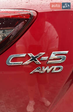 Внедорожник / Кроссовер Mazda CX-5 2015 в 