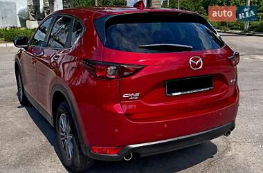 Внедорожник / Кроссовер Mazda CX-5 2017 в 