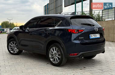 Внедорожник / Кроссовер Mazda CX-5 2020 в 