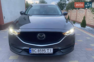 Позашляховик / Кросовер Mazda CX-5 2017 в Шептицькому