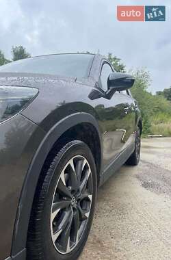 Внедорожник / Кроссовер Mazda CX-5 2016 в 