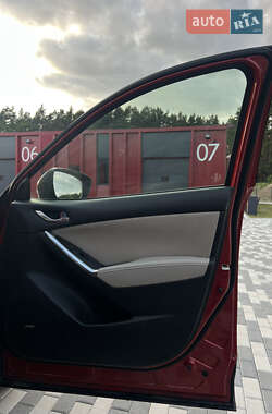 Внедорожник / Кроссовер Mazda CX-5 2015 в 