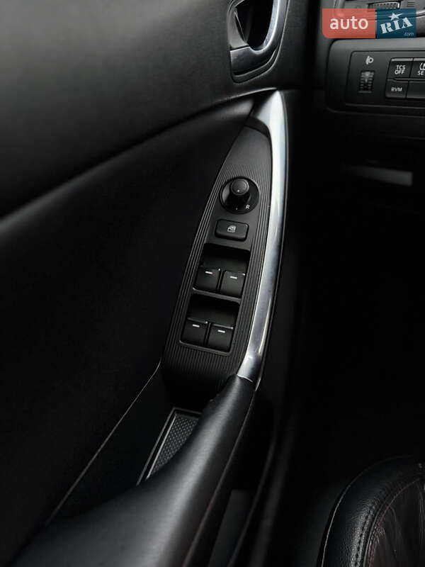 Внедорожник / Кроссовер Mazda CX-5 2012 в Луцке