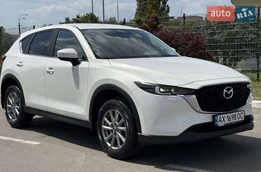 Внедорожник / Кроссовер Mazda CX-5 2023 в 