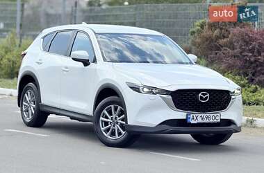Внедорожник / Кроссовер Mazda CX-5 2023 в 