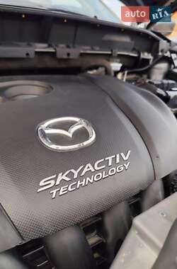 Внедорожник / Кроссовер Mazda CX-5 2017 в 