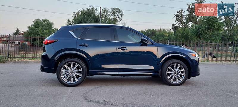 Позашляховик / Кросовер Mazda CX-5 2023 в Дніпрі