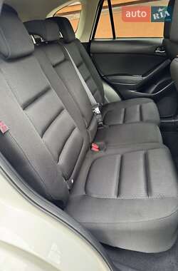 Внедорожник / Кроссовер Mazda CX-5 2013 в 
