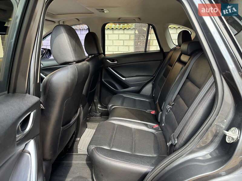 Внедорожник / Кроссовер Mazda CX-5 2016 в Киеве