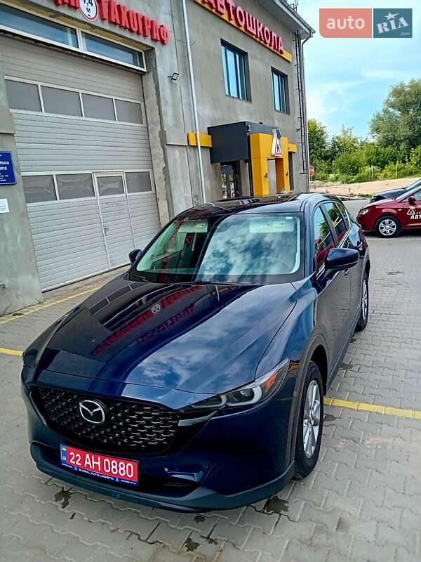 Позашляховик / Кросовер Mazda CX-5 2022 в 