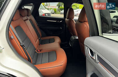 Внедорожник / Кроссовер Mazda CX-5 2025 в 