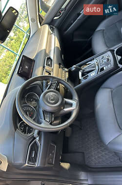 Внедорожник / Кроссовер Mazda CX-5 2023 в 