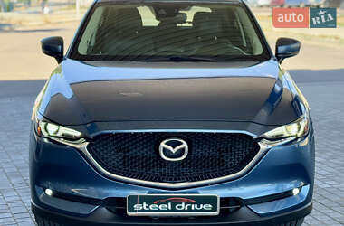 Внедорожник / Кроссовер Mazda CX-5 2017 в 