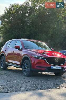 Позашляховик / Кросовер Mazda CX-5 2020 в 