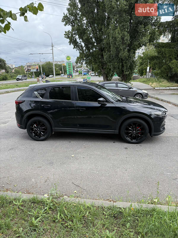 Позашляховик / Кросовер Mazda CX-5 2019 в 