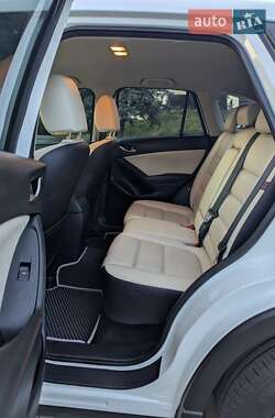 Внедорожник / Кроссовер Mazda CX-5 2015 в 
