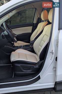 Внедорожник / Кроссовер Mazda CX-5 2015 в 