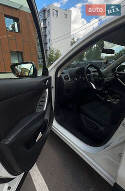 Внедорожник / Кроссовер Mazda CX-5 2016 в 