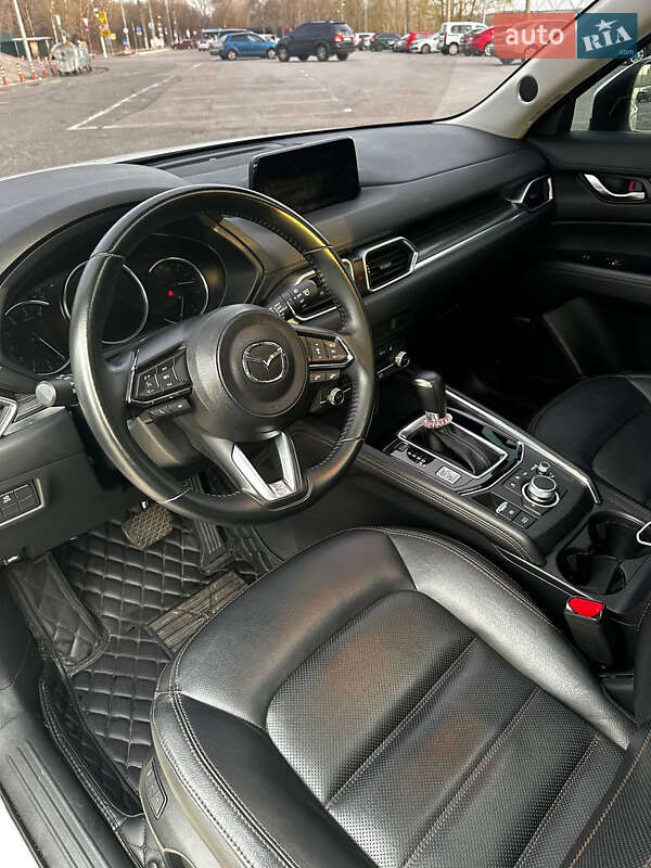 Внедорожник / Кроссовер Mazda CX-5 2019 в Киеве