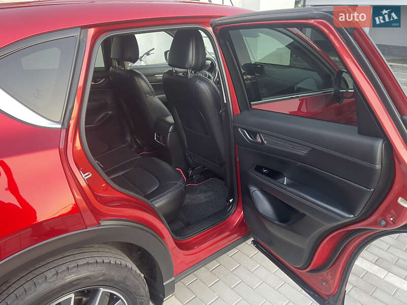 Внедорожник / Кроссовер Mazda CX-5 2017 в Николаеве