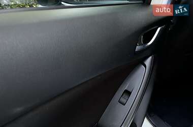 Внедорожник / Кроссовер Mazda CX-5 2016 в 