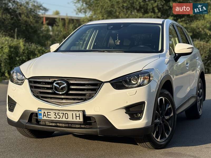 Внедорожник / Кроссовер Mazda CX-5 2017 в 