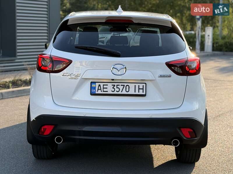 Позашляховик / Кросовер Mazda CX-5 2017 в Дніпрі