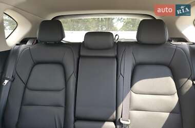 Внедорожник / Кроссовер Mazda CX-5 2024 в 