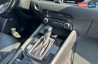 Внедорожник / Кроссовер Mazda CX-5 2017 в 