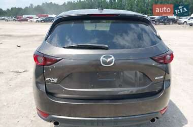 Внедорожник / Кроссовер Mazda CX-5 2018 в 