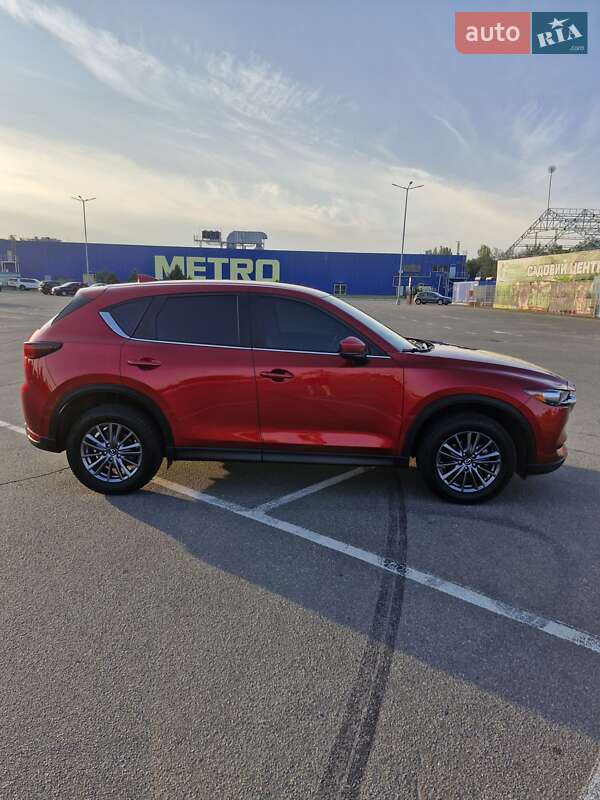 Позашляховик / Кросовер Mazda CX-5 2017 в Дніпрі