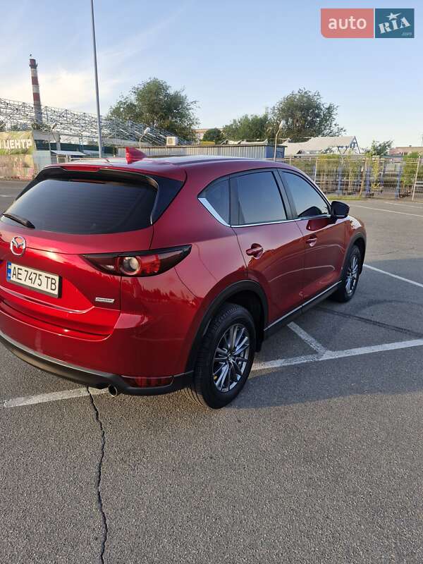 Позашляховик / Кросовер Mazda CX-5 2017 в Дніпрі