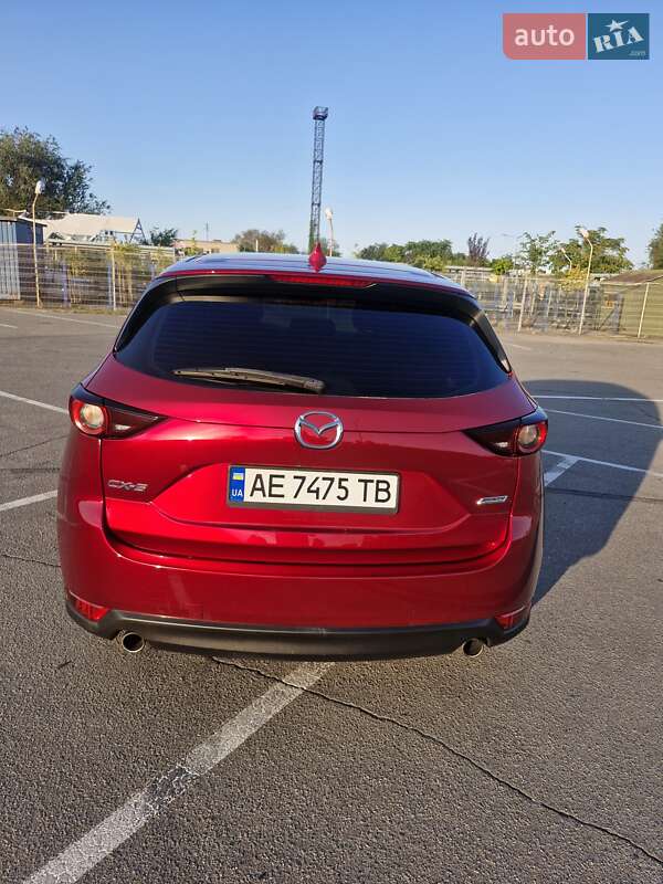 Позашляховик / Кросовер Mazda CX-5 2017 в Дніпрі