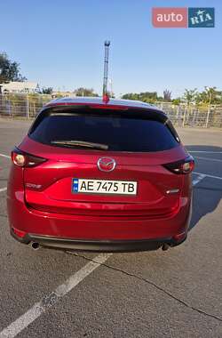 Внедорожник / Кроссовер Mazda CX-5 2017 в 