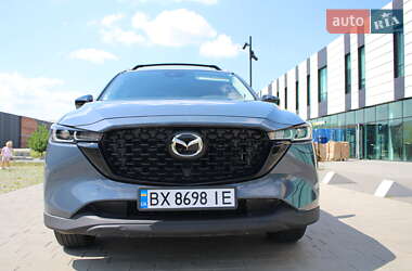 Внедорожник / Кроссовер Mazda CX-5 2023 в 
