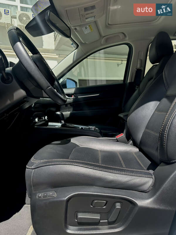 Внедорожник / Кроссовер Mazda CX-5 2019 в Днепре