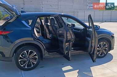 Позашляховик / Кросовер Mazda CX-5 2022 в 