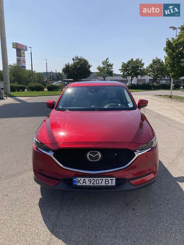 Внедорожник / Кроссовер Mazda CX-5 2017 в Киеве