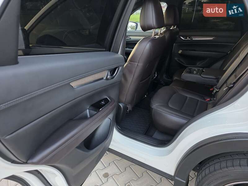 Внедорожник / Кроссовер Mazda CX-5 2018 в Харькове