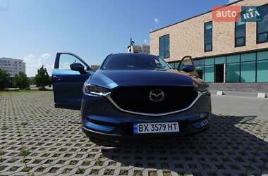 Внедорожник / Кроссовер Mazda CX-5 2018 в 