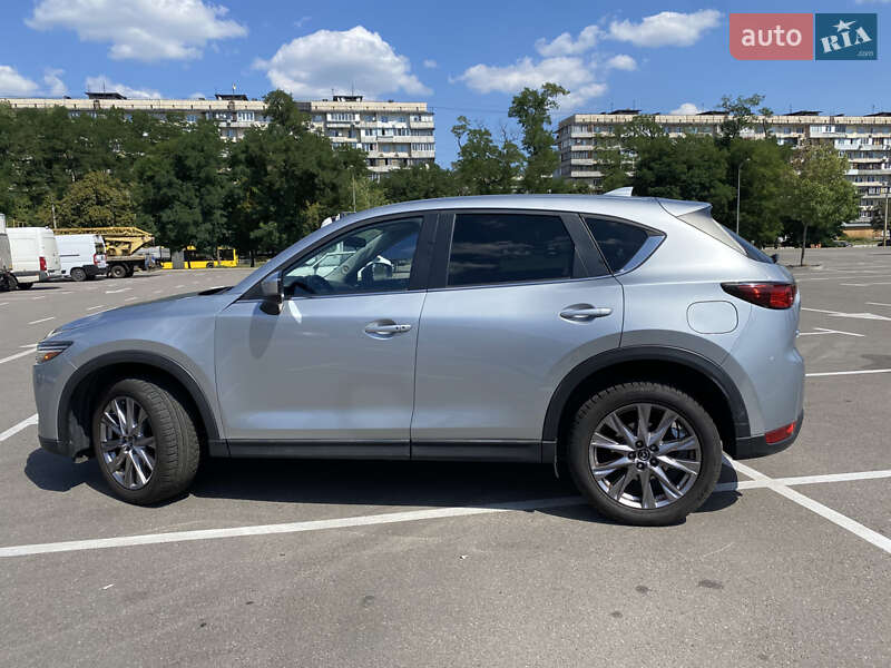 Внедорожник / Кроссовер Mazda CX-5 2019 в Киеве