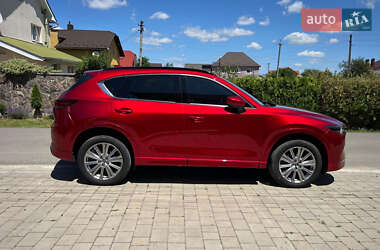 Позашляховик / Кросовер Mazda CX-5 2022 в 