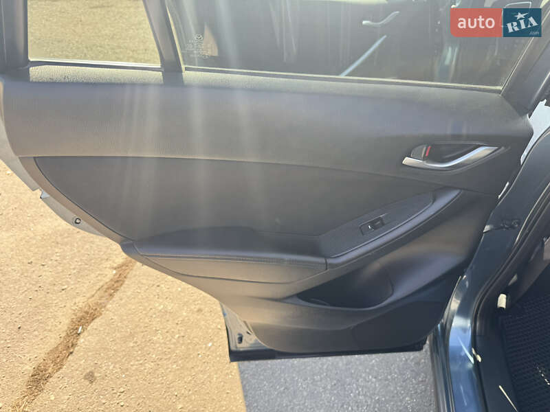 Внедорожник / Кроссовер Mazda CX-5 2015 в Харькове
