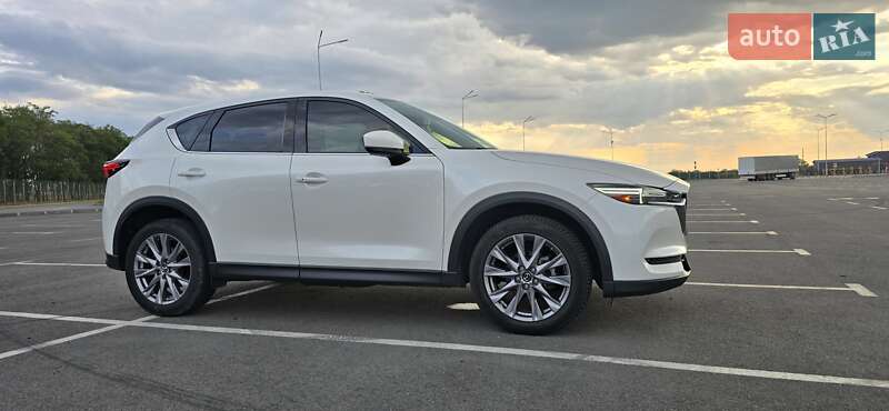 Внедорожник / Кроссовер Mazda CX-5 2019 в Днепре