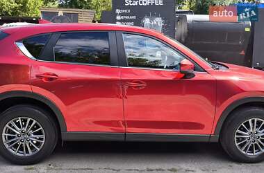 Внедорожник / Кроссовер Mazda CX-5 2017 в 
