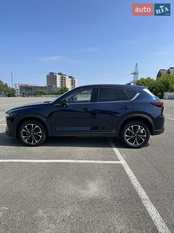 Внедорожник / Кроссовер Mazda CX-5 2022 в Белогородке