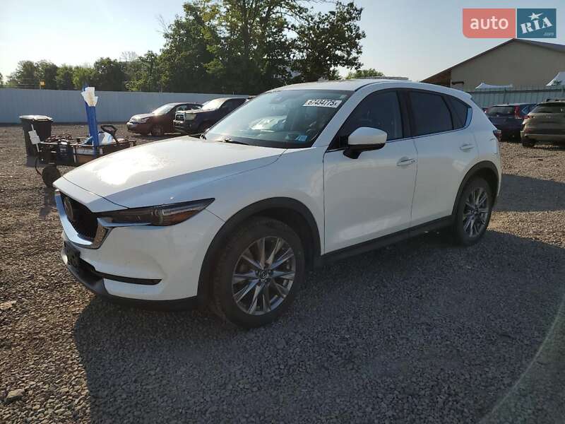 Внедорожник / Кроссовер Mazda CX-5 2019 в 